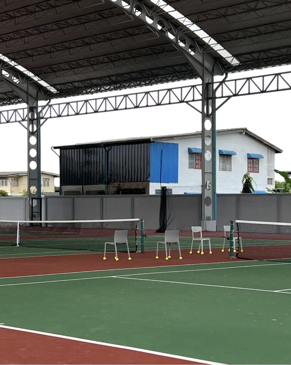 Mana Tennis Court